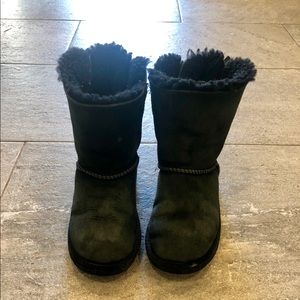 Bailey Bow UGG Little girl size 12